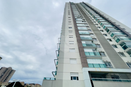 Apartamento à venda com 2 suítes em Vila Scarpelli, Santo André, SP