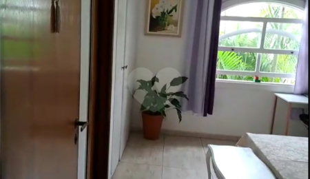 Sobrado à venda com 3 quartos, sendo 1 suíte,  em Vila Vessoni, São Paulo, SP