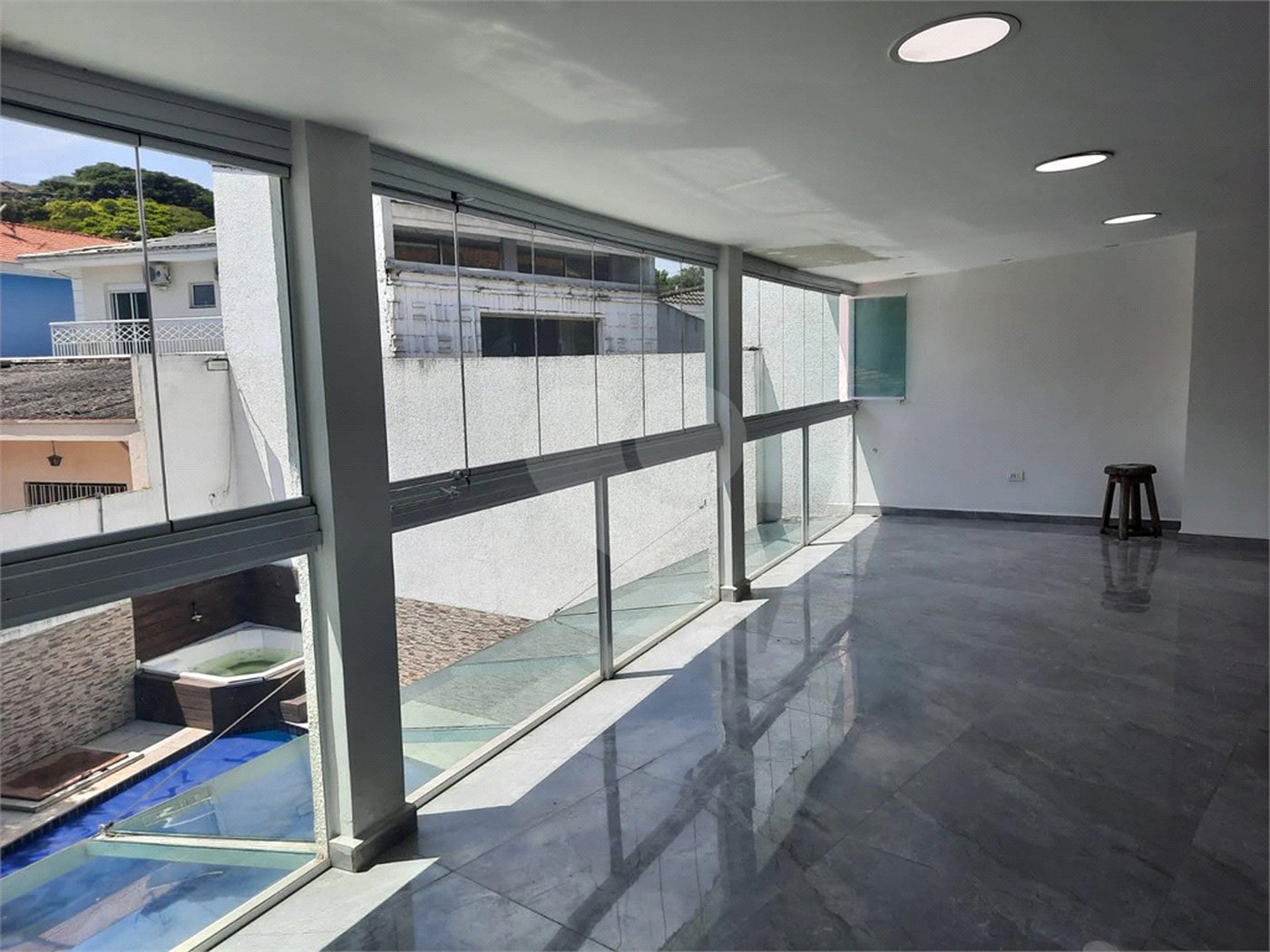 Sobrado à venda com 3 quartos, sendo 1 suíte, em City Campo Grande, São Paulo, SP