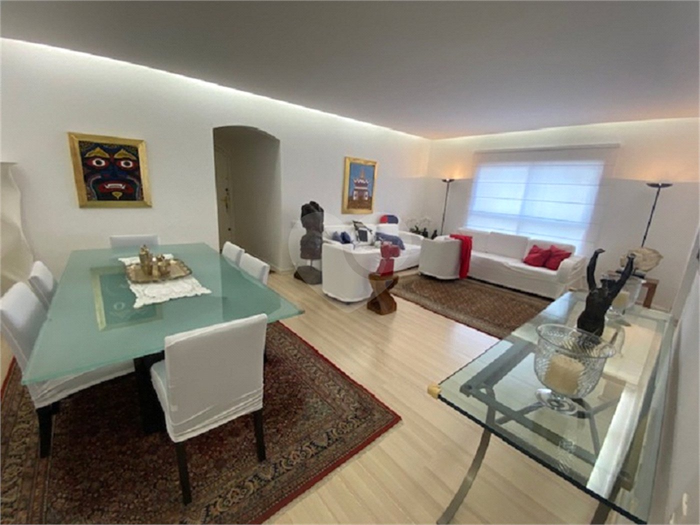 Apartamento à venda com 3 quartos, sendo 1 suíte, em Itaim Bibi, São Paulo, SP