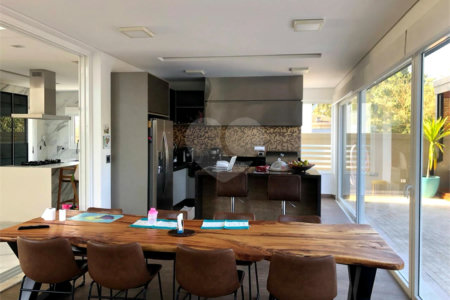 Casa à venda com 3 suítes em São Paulo II, Cotia, SP