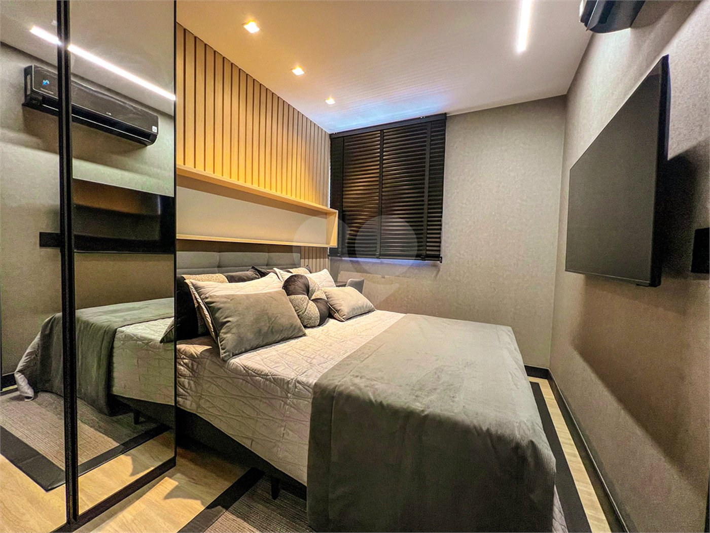 Apartamento à venda com 2 quartos, sendo 1 suíte,  em Despraiado, Cuiabá, MT