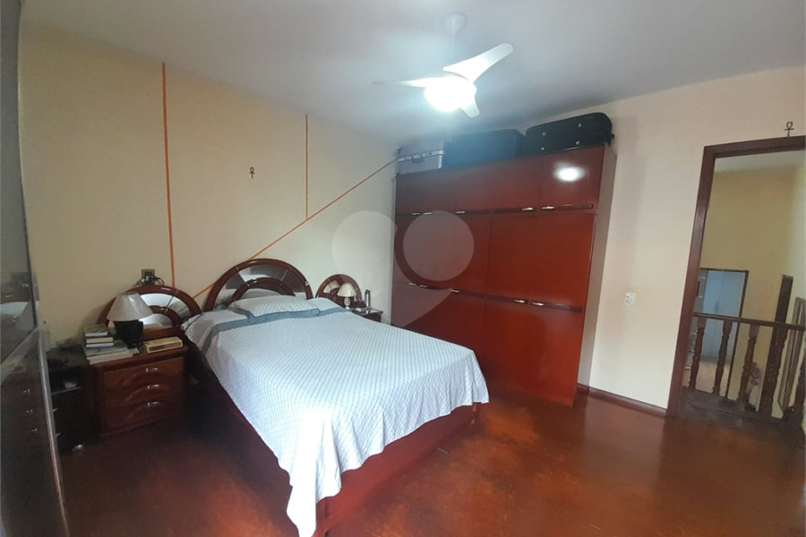 Sobrado à venda com 4 quartos, sendo 1 suíte,  em Saúde, São Paulo, SP