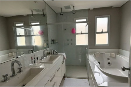 Casa à venda com 4 suítes no condomínio Vilas das Paineiras, São Paulo - SP