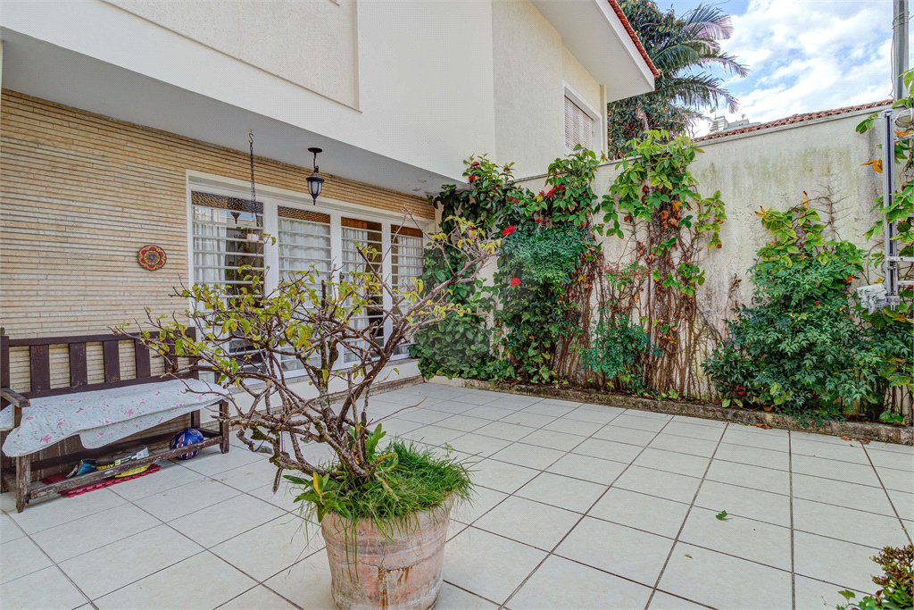 Casa de Vila à venda com 3 quartos, sendo 1 suíte, em Brooklin, São Paulo, SP