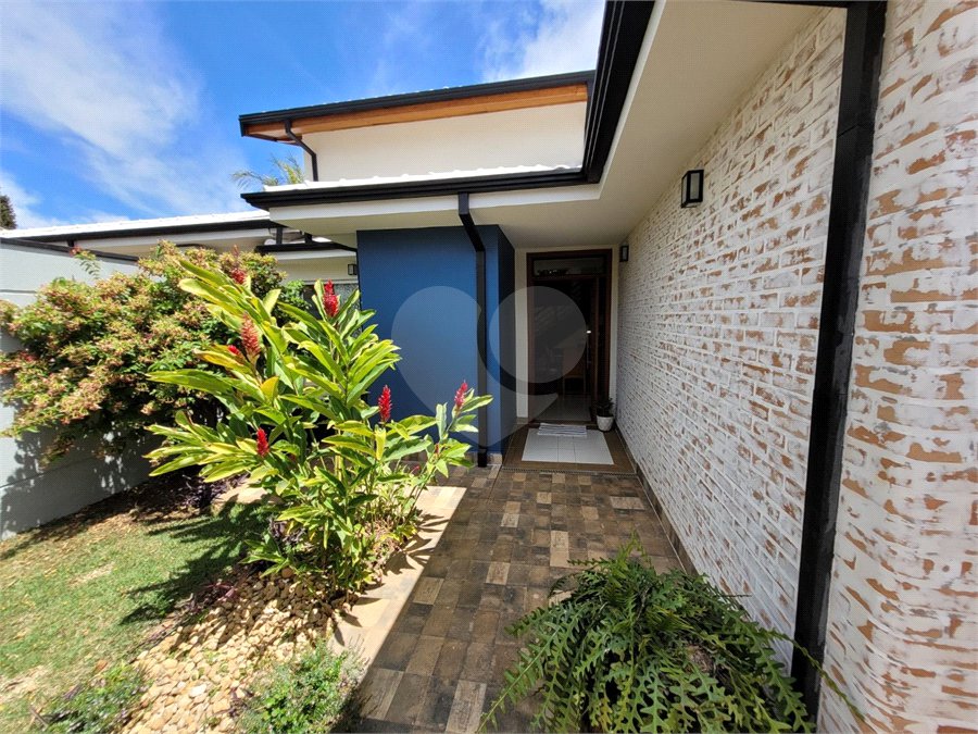 Casa à venda com 3 suítes em Chácara Areal, Indaiatuba, SP