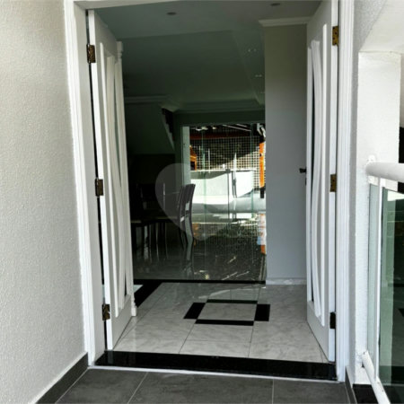 Casa à venda com 3 quartos, sendo 1 suíte, no condomínio Residencial Villa dos Inglezes, Sorocaba - SP