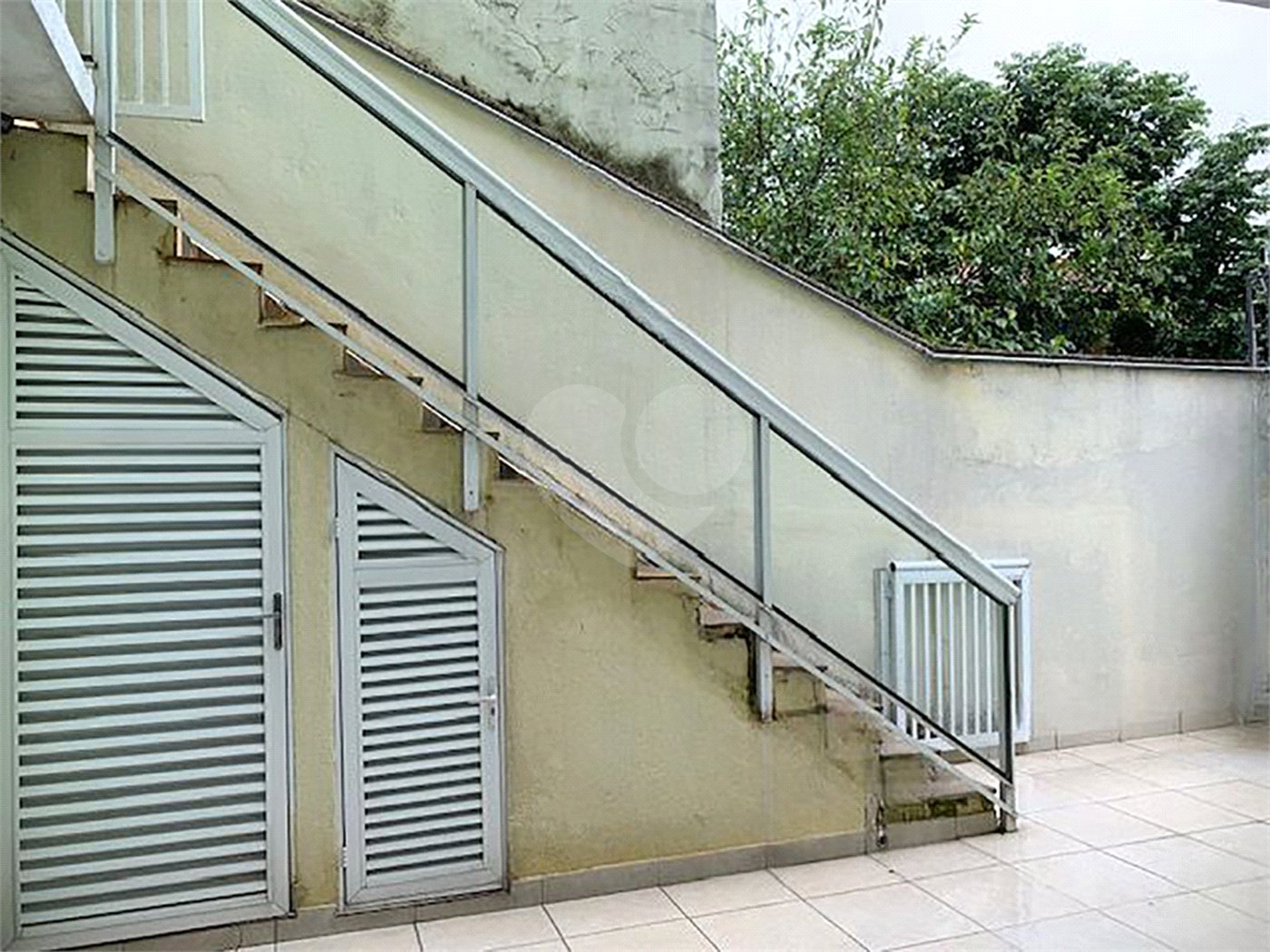 Sobrado à venda com 3 quartos em Vila Paulicéia, São Paulo, SP