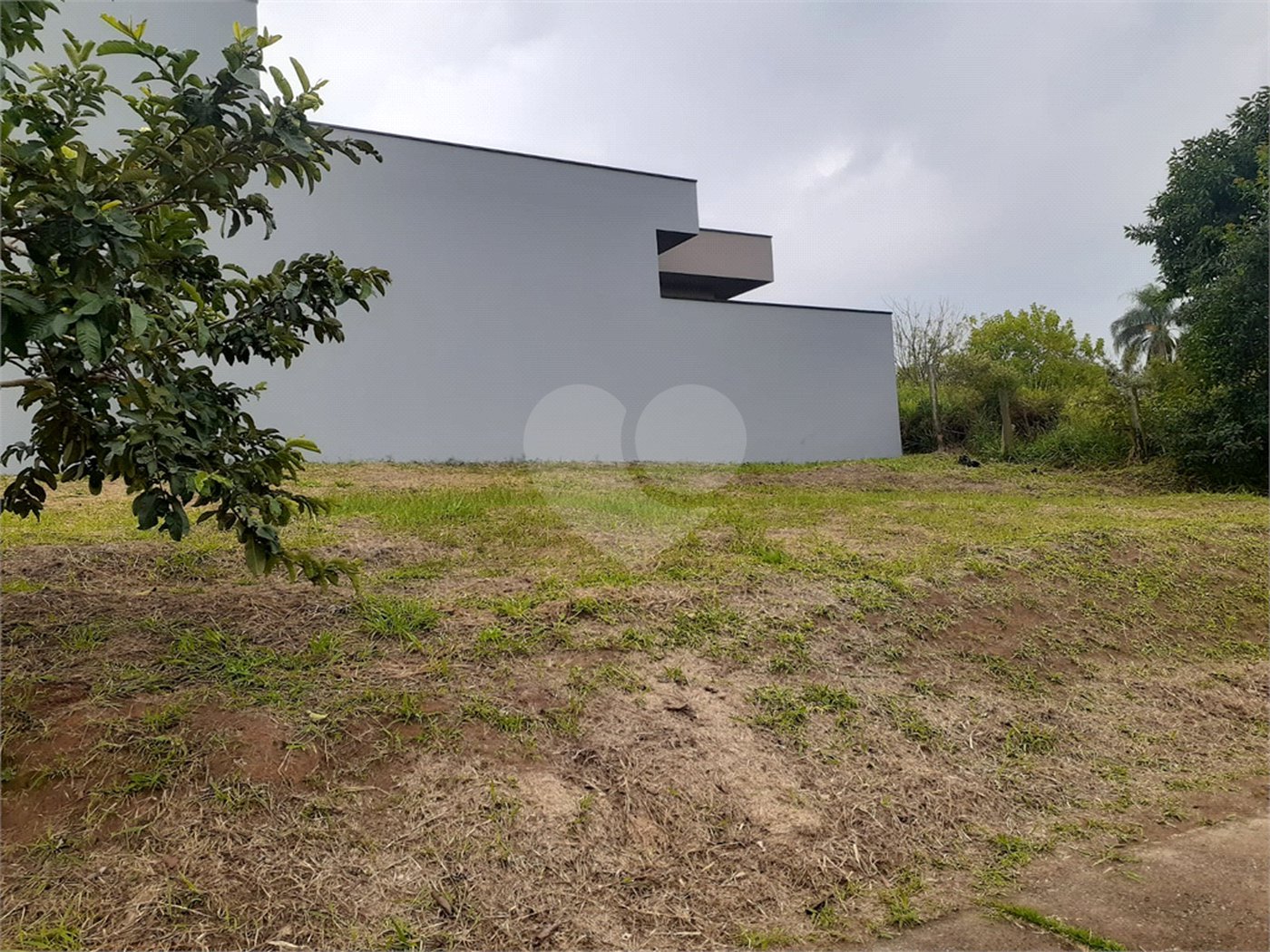 Terreno à venda com 1 suíte em Pinheirinho, Vinhedo, SP