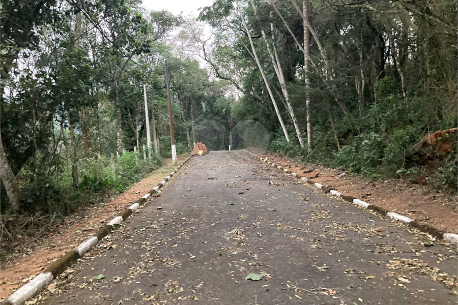 Terreno à venda no condomínio Alpes da Cantareira, Mairiporã - SP