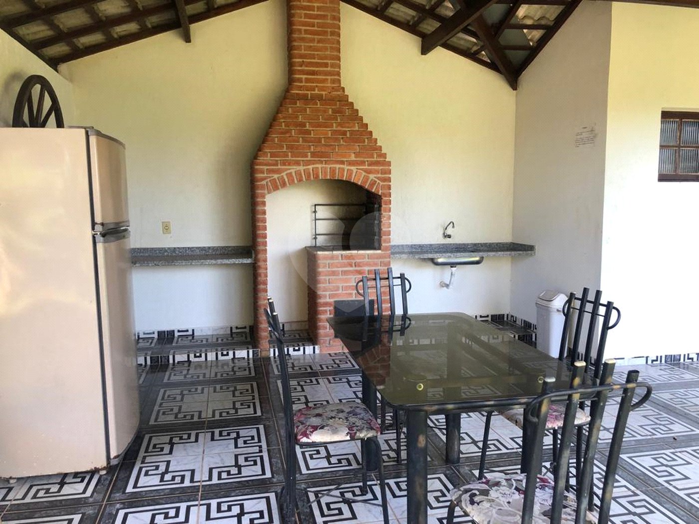 Sobrado à venda com 2 suítes no Centro, Bom Jesus dos Perdões, SP