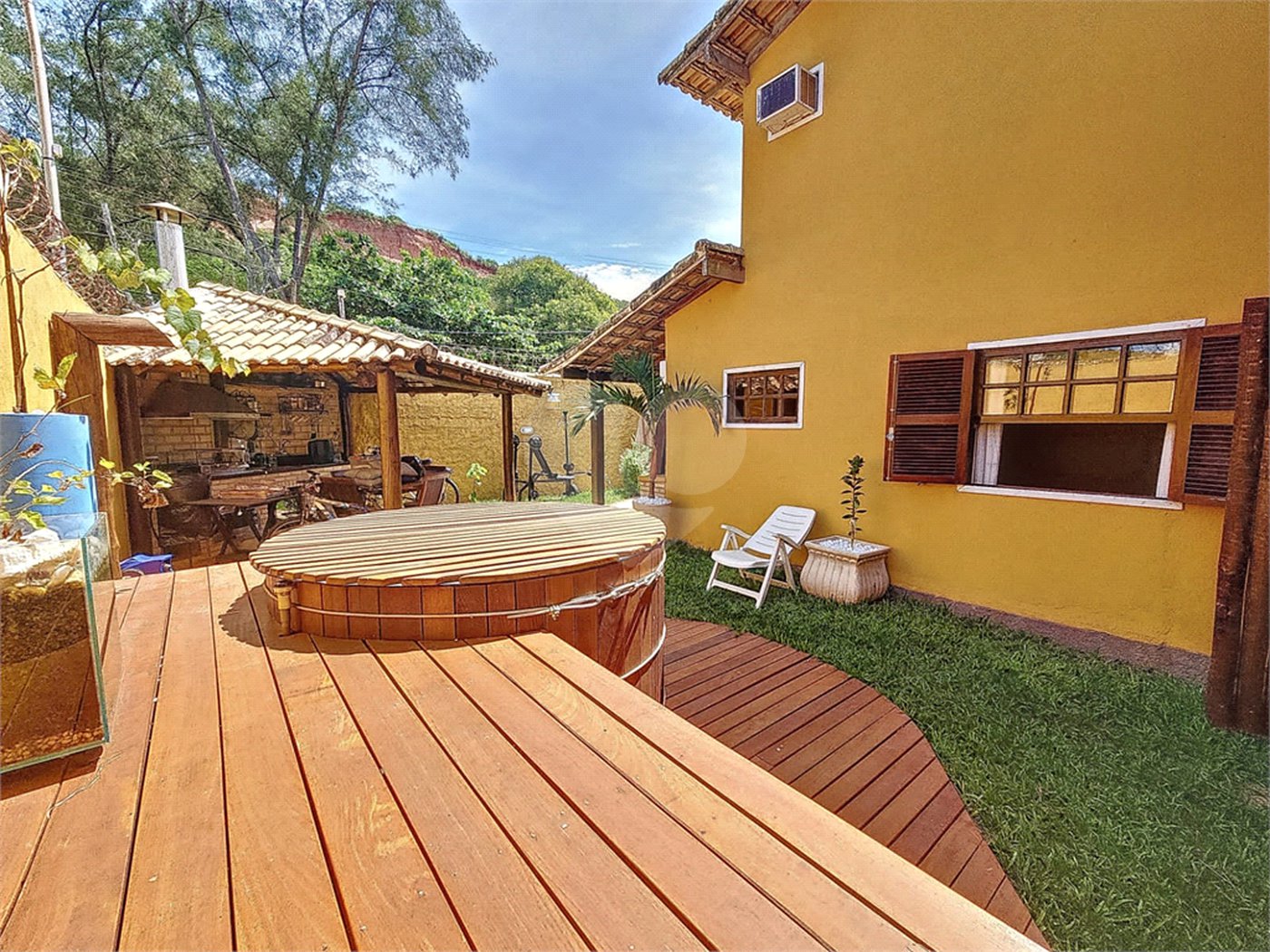 Casa em condomínio à venda com 3 quartos, sendo 1 suíte,  em Rasa, Armação dos Búzios, RJ