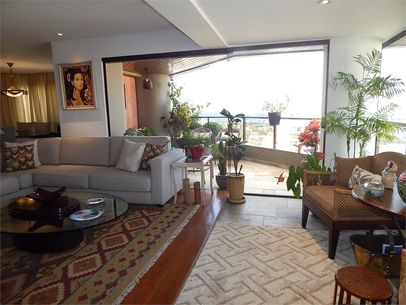 Apartamento à venda com 4 quartos, sendo 3 suítes, em Paraíso do Morumbi, São Paulo, SP