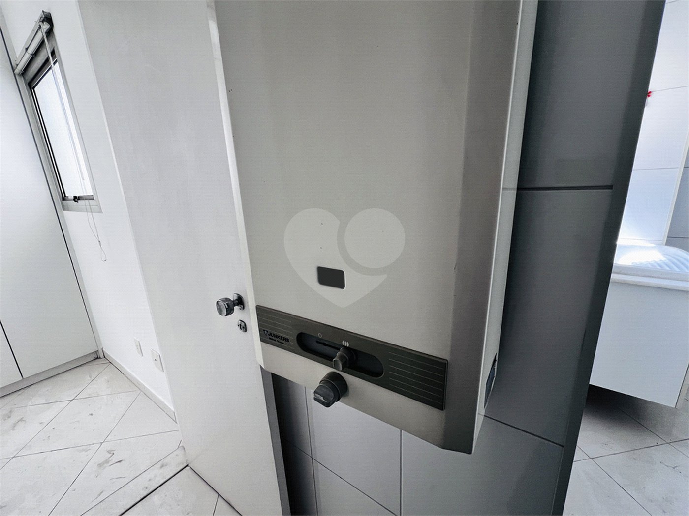 Apartamento à venda com 3 quartos, sendo 1 suíte, em Santa Cecília, São Paulo, SP