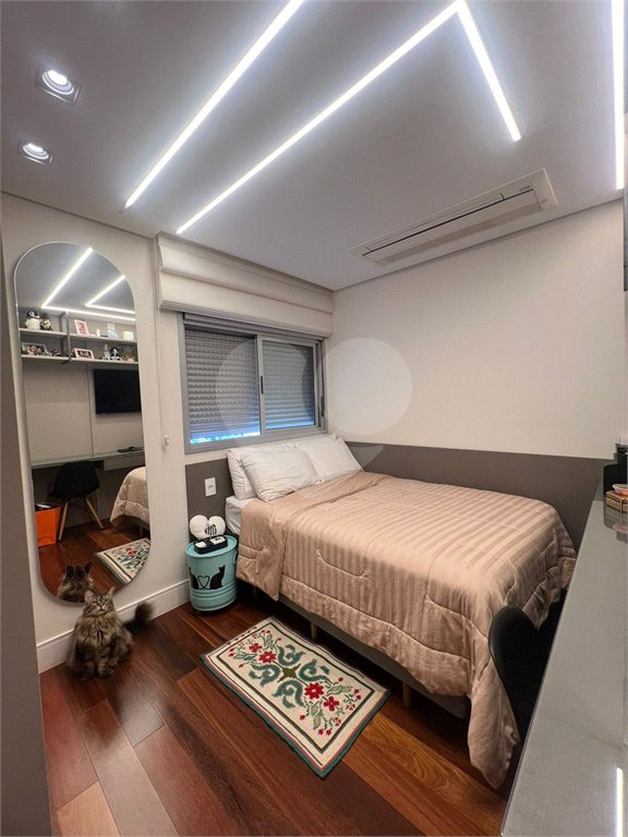 Apartamento à venda com 3 suítes em Jardim Marajoara, São Paulo, SP