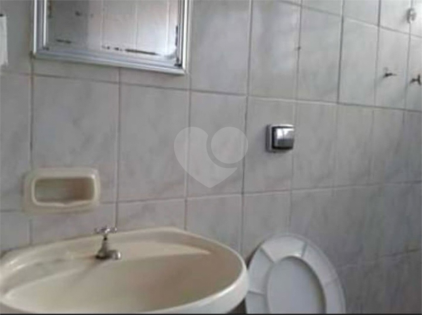 Casa à venda com 2 quartos em Jardim Castanheira, São José dos Campos, SP