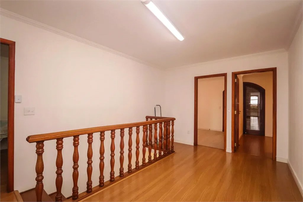 Sobrado à venda com 5 quartos, sendo 1 suíte, em Vila Sônia, São Paulo, SP
