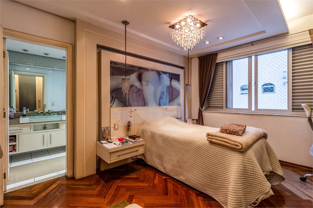 Apartamento à venda com 3 suítes em Bela Vista, São Paulo, SP