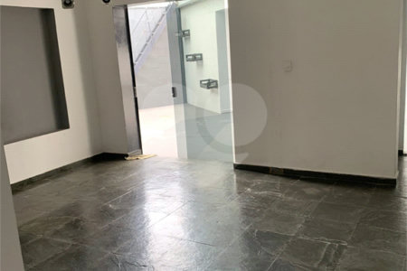 Sobrado à venda com 3 quartos, sendo 1 suíte,  em Vila Maria Alta, São Paulo, SP