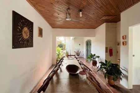 Casa à venda com 3 quartos, sendo 1 suíte, em Jardim das Oliveiras, Três Lagoas, MS