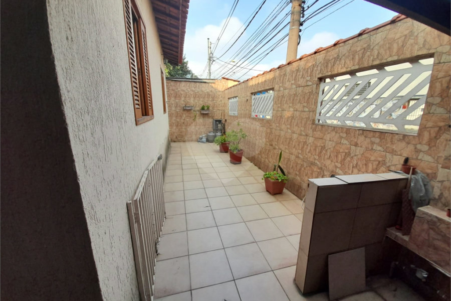 Casa Térrea à venda com 3 quartos em Vila São Pedro, Santo André, SP