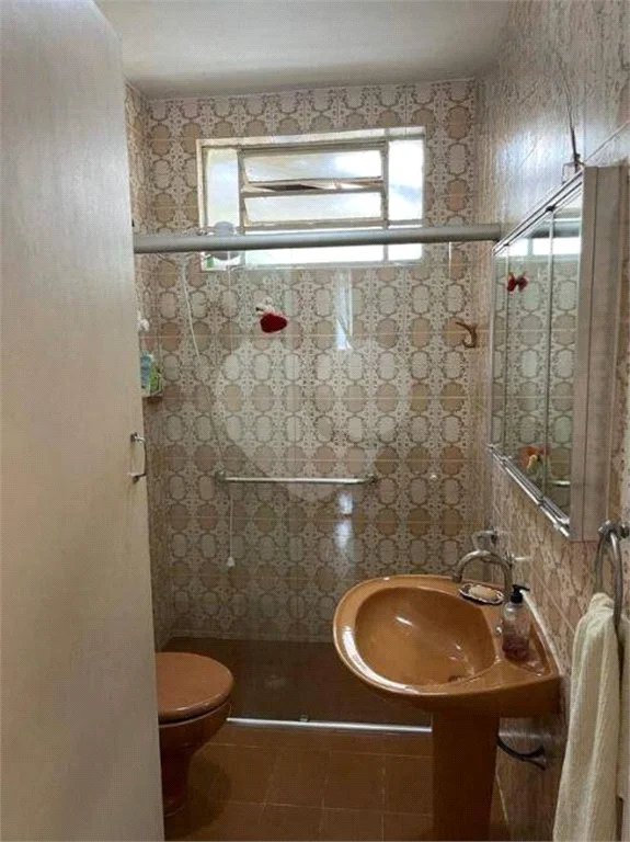 Sobrado à venda com 66m² - Belém