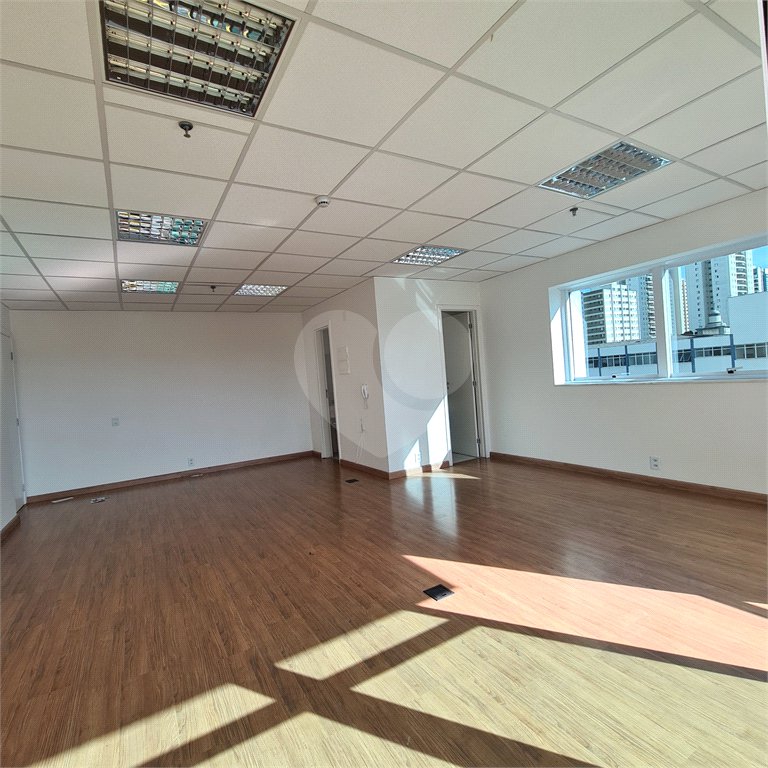Sala à venda em Chácara Santo Antônio, São Paulo, SP