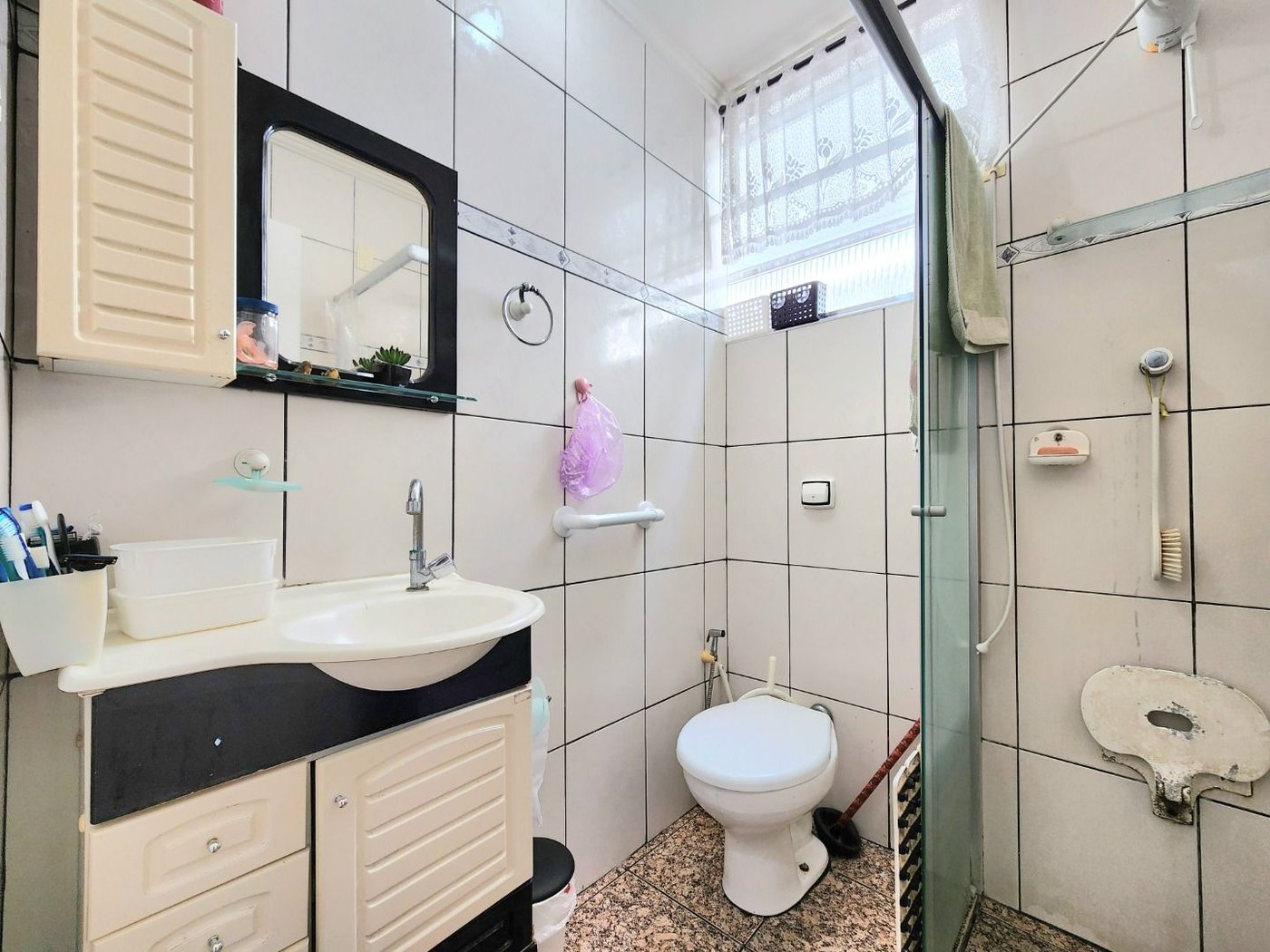 Apartamento próximo da praia com 2 dormitórios à venda, 85 m² por R$ 449.000 - Gonzaga - Santos/SP