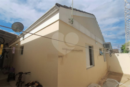 Casa à venda com 3 quartos, sendo 1 suíte,  no condomínio Villa Bella, Sorocaba - SP