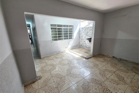 Sobrado à venda com 4 quartos, sendo 1 suíte,  em Rio Pequeno, São Paulo, SP
