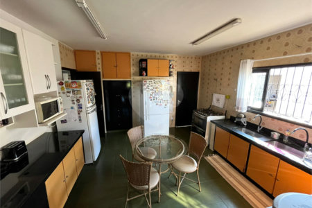 Casa Térrea à venda com 4 quartos, sendo 2 suítes, em Jardim Paulista, Atibaia, SP