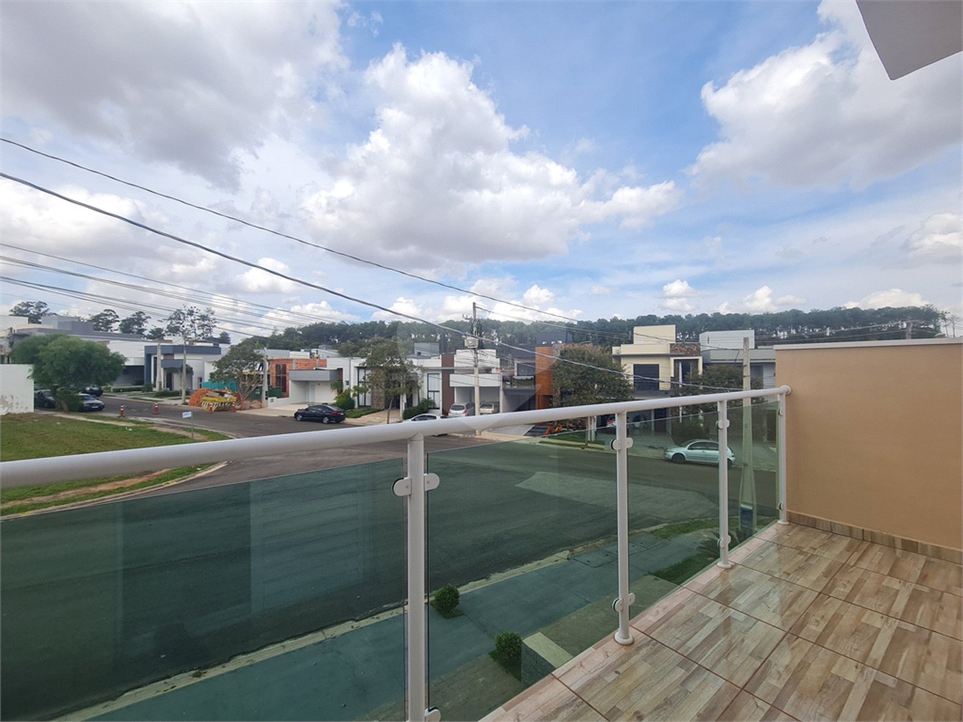 Casa à venda com 3 quartos, sendo 1 suíte,  no condomínio Reserva Ipanema I, Sorocaba - SP