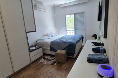 Casa à venda com 4 quartos, sendo 2 suítes,  no condomínio Aromaz, São Bernardo do Campo - SP