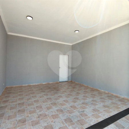 Casa à venda com 3 quartos no condomínio Residencial Lago dos Ipês, Itapetininga - SP
