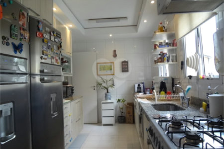 Apartamento à venda com 3 suítes em Alto da Lapa, São Paulo, SP