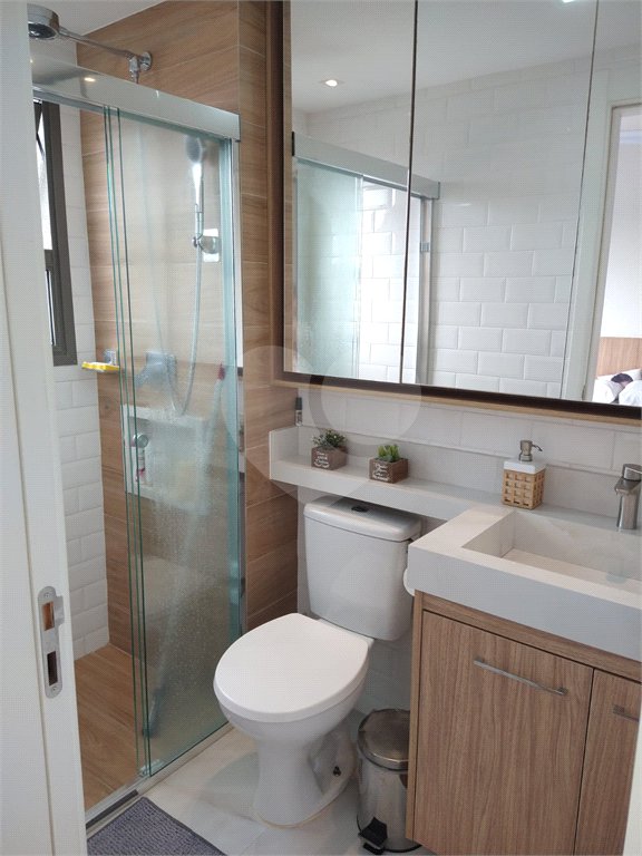 Apartamento à venda com 3 quartos, sendo 1 suíte, em Santo Amaro, São Paulo, SP