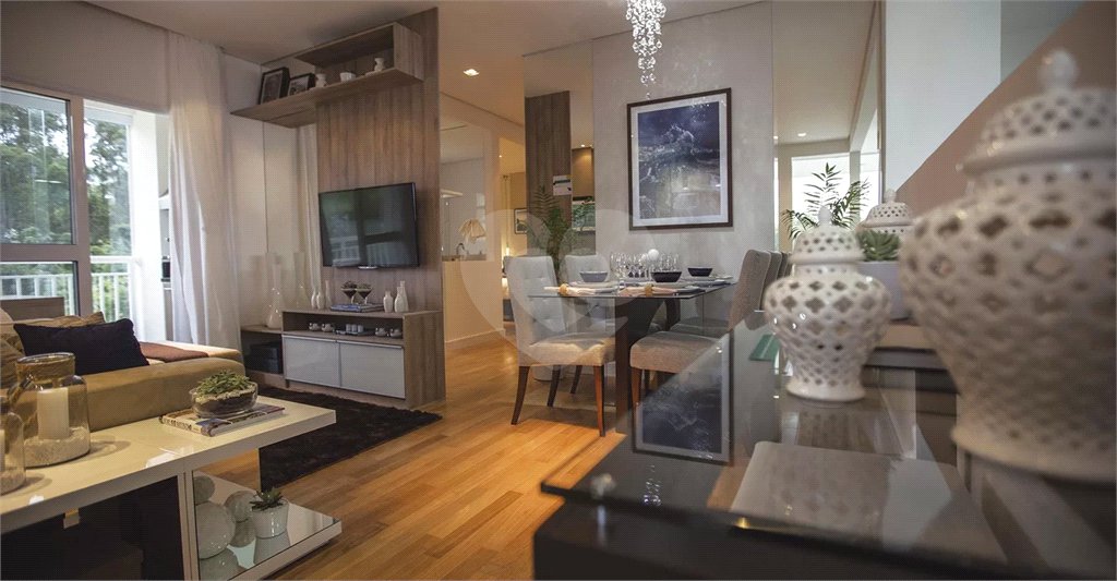 Apartamento à venda com 2 quartos, sendo 1 suíte,  em Aparecidinha, Sorocaba, SP