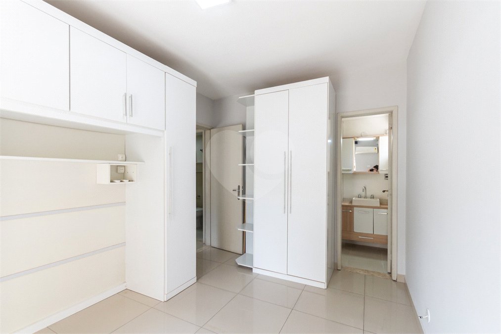 Apartamento à venda com 2 quartos, sendo 1 suíte,  em Tijuca, Rio de Janeiro, RJ