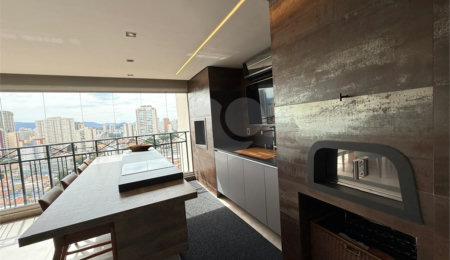 Apartamento à venda com 3 suítes em Santa Teresinha, São Paulo, SP