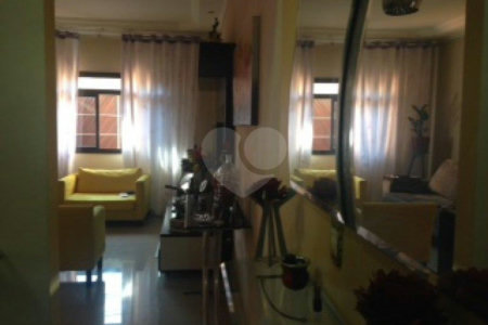 Sobrado à venda com 3 quartos, sendo 1 suíte, em Vila Aurora (zona Norte), São Paulo, SP