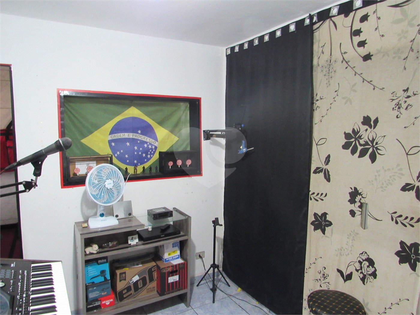 Sobrado à venda com 1 quarto, sendo 2 suítes, em Jardim das Oliveiras, São Paulo, SP