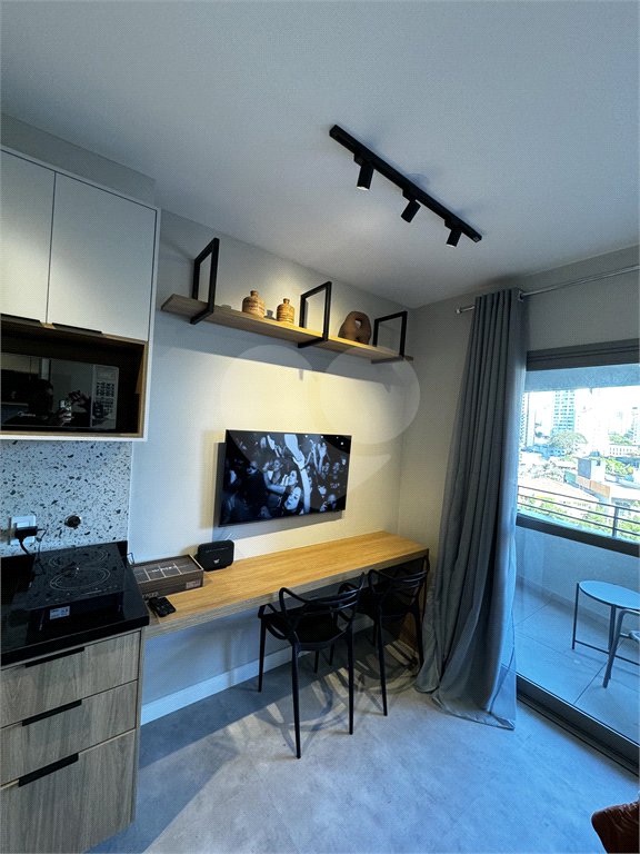 Apartamento à venda com 1 quarto em Jardim das Acácias, São Paulo, SP