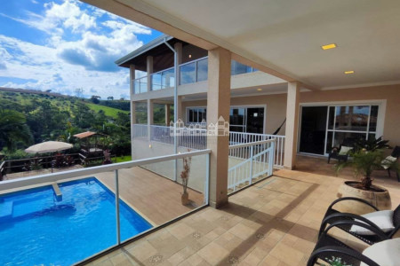 Casa à venda com 6 suítes no condomínio Portal Ouro Verde, Atibaia - SP
