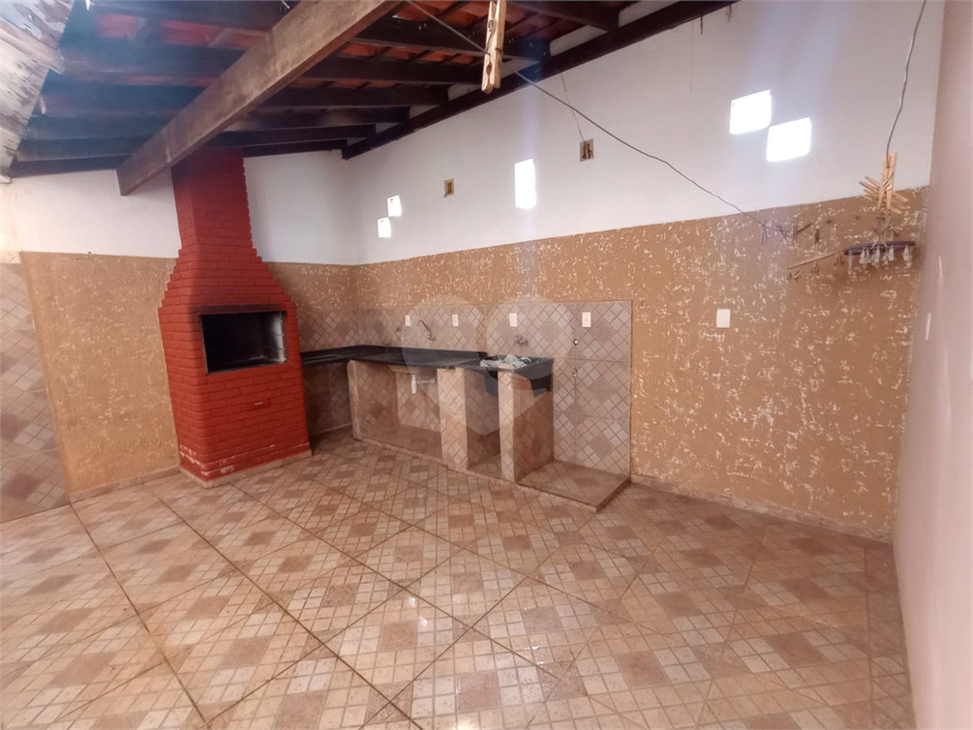 Casa à venda com 3 quartos, sendo 1 suíte, em Central Parque 4-l, Itapetininga, SP