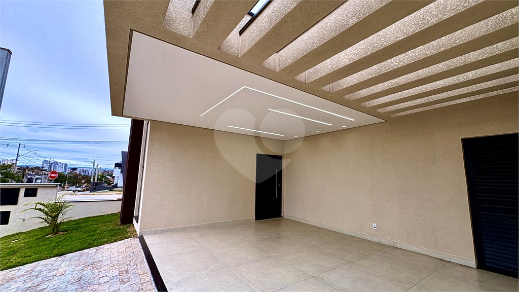 Casa à venda com 3 quartos, sendo 1 suíte, no condomínio Residencial Villagio Wanel, Sorocaba - SP
