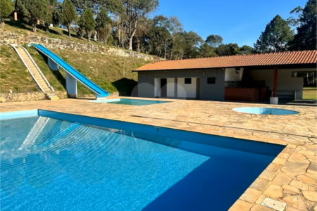 Sítio à venda com 6 quartos, sendo 1 suíte, no Centro (são João Novo), São Roque, SP