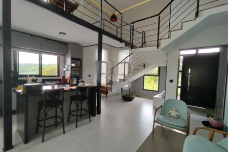 Casa à venda com 4 quartos, sendo 2 suítes, no condomínio Campos de Santo Antonio II, Itu - SP