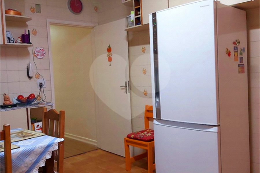 Sobrado à venda com 3 quartos, sendo 1 suíte, em Vila Irmãos Arnoni, São Paulo, SP