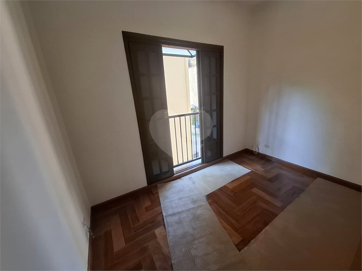 Casa para alugar com 4 quartos, sendo 2 suítes, no condomínio Palm Garden, São Paulo - SP