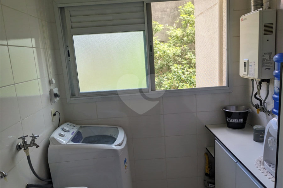 Apartamento à venda com 2 quartos, sendo 1 suíte,  em Jardim Rosa de Franca, Guarulhos, SP